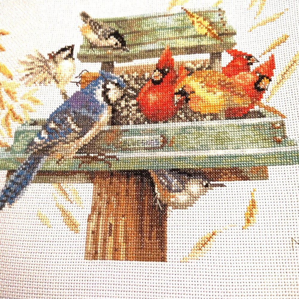 FEATHERED FRIEND - Lanarte Marjolein Bastin Counted Completed Cross Stitch